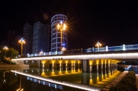 天橋照明亮化工程設(shè)計，點綴城市夜景燈光