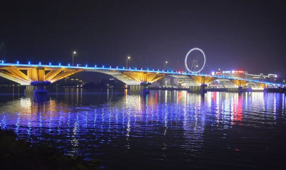 商業(yè)建筑亮化設(shè)計(jì)的核心要素是什么？
